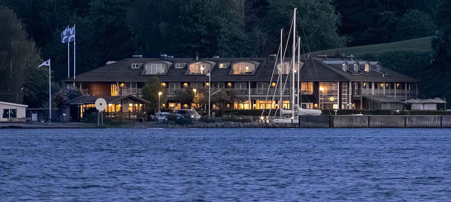 Aftenstemning ved Kongebro Havn i Middelfart