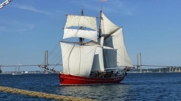 De store træskibe ankommer til Middelfart Gl. havn