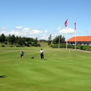 Golfspillere på golfbanen i Fredericia Golf Club