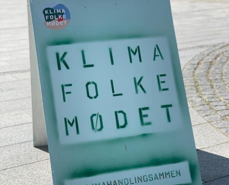 Skilt hvor der står Klimafolkemødet